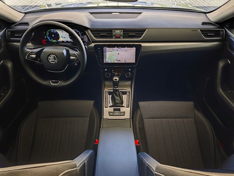 Škoda Superb iV 1.4 TSi Style Plug-in 160kW - fotka 7 z 50