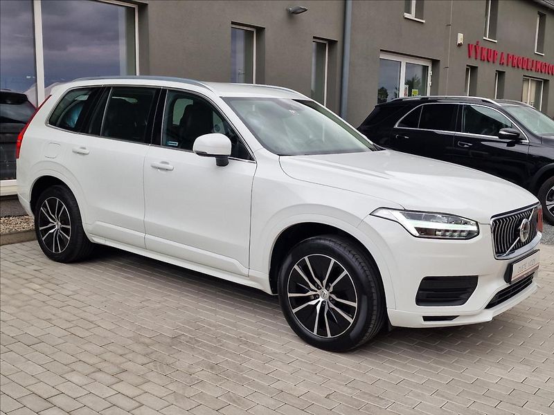 Volvo XC90 B5 AWD MomentumPro, 7-míst,ČR - fotka 2 z 50