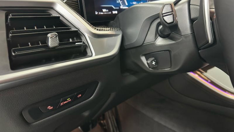 BMW X5 M60i / ZÁRUKA / TOP STAV - fotka 39 z 67
