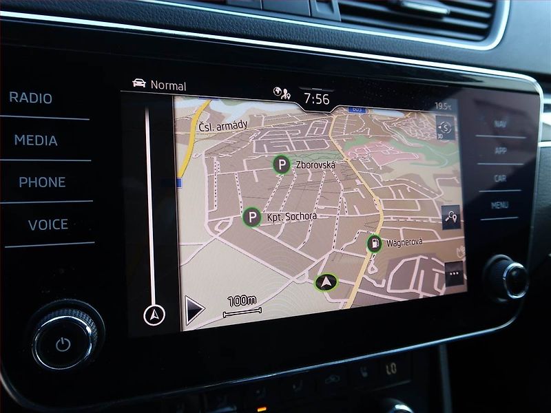 Škoda Superb (2021) Laurin&Klement 2.0 TDI - fotka 17 z 23