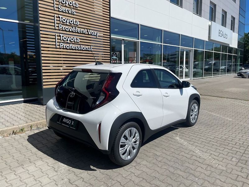 Toyota Aygo 1,5 Active - fotka 5 z 10