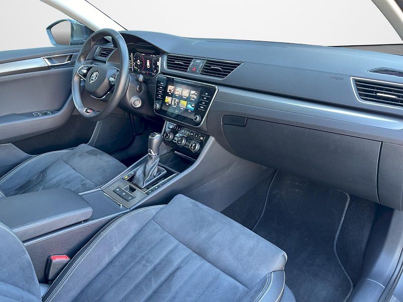 Škoda Superb (2024) 2.0 TDI 110kW DSG Style Plus c - fotka 20 z 34