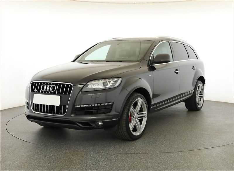 Audi Q7 (2011) S-Line 3.0 TDI, 4X4, Automat - fotka 2 z 20
