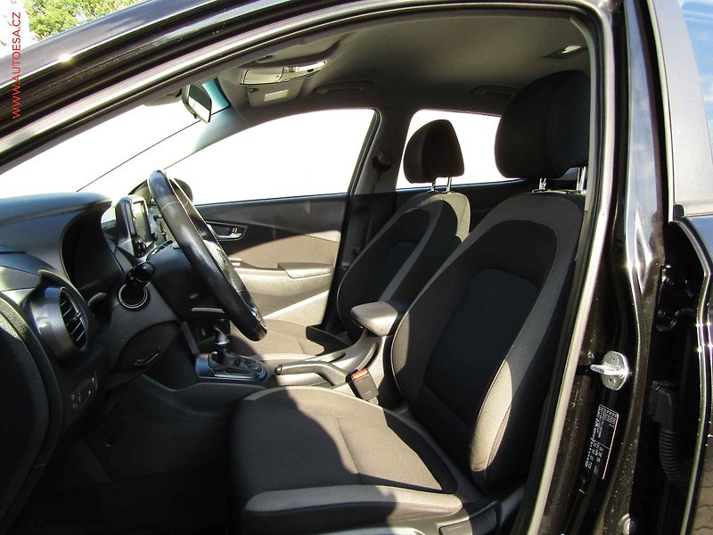 Hyundai Kona (2019) 1.0 T-GDi, Navi, kamera - fotka 9 z 22
