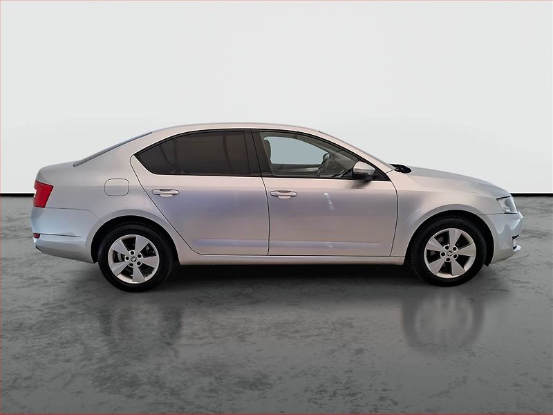 Škoda Octavia (2016) Ambition Plus 1.0 TSI - fotka 6 z 17