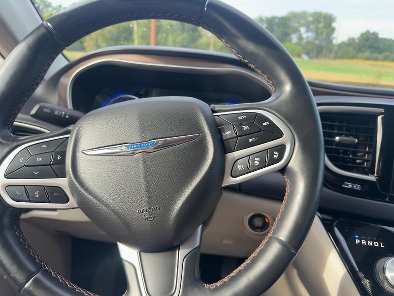 Chrysler Pacifica (2018) 3,6 Limited LPG Radar 360 2018 - fotka 19 z 19