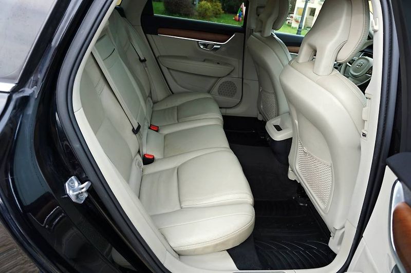 Volvo V90 (2019) INSCRIPTION POLESTAR 2,0 D5 17 - fotka 18 z 53
