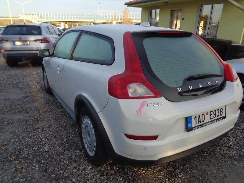 Volvo C30 1,6 LPG - fotka 5 z 11