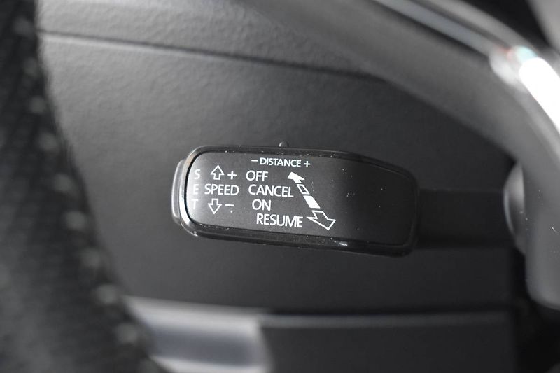 Škoda Superb (2023) 2.0TDI 147kW DSG Sportline 4x4 - fotka 22 z 29
