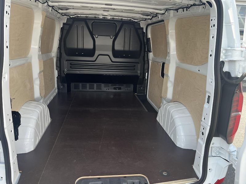 Volkswagen Transporter (2025) 2,0 TDI 81kW KR - fotka 11 z 16