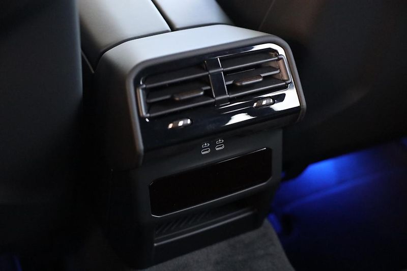 BMW M5 Touring - fotka 17 z 19