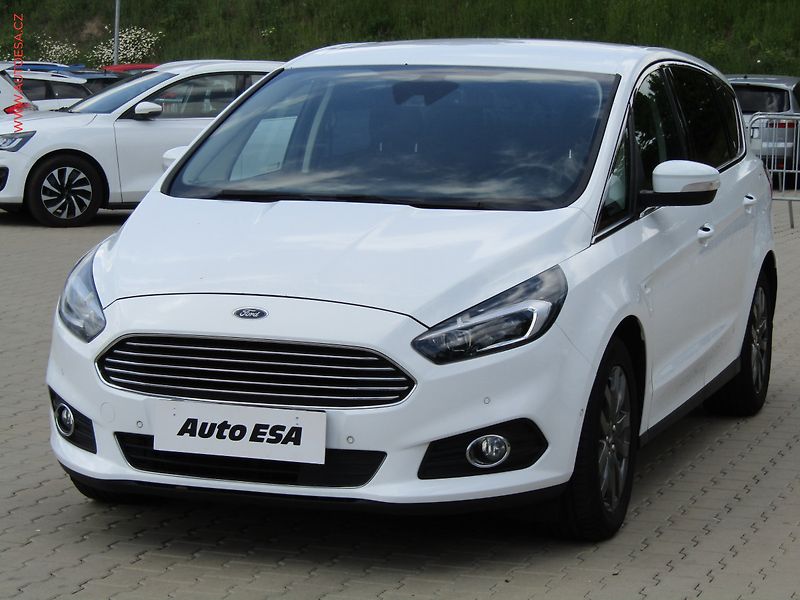 Ford S-MAX (2017) 2.0 TDCi, Navi, bixen - fotka 3 z 28