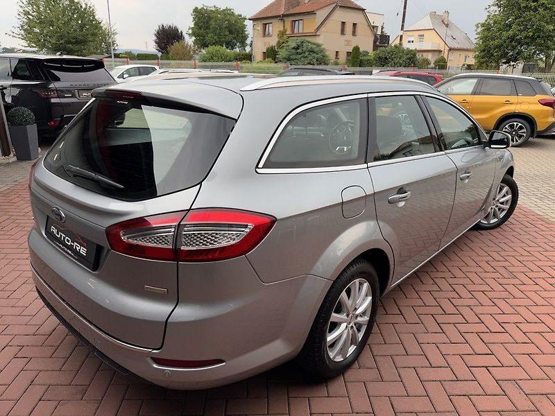 Ford Mondeo (2013) 1.6i EcoBoost Titanium Xenony - fotka 2 z 50