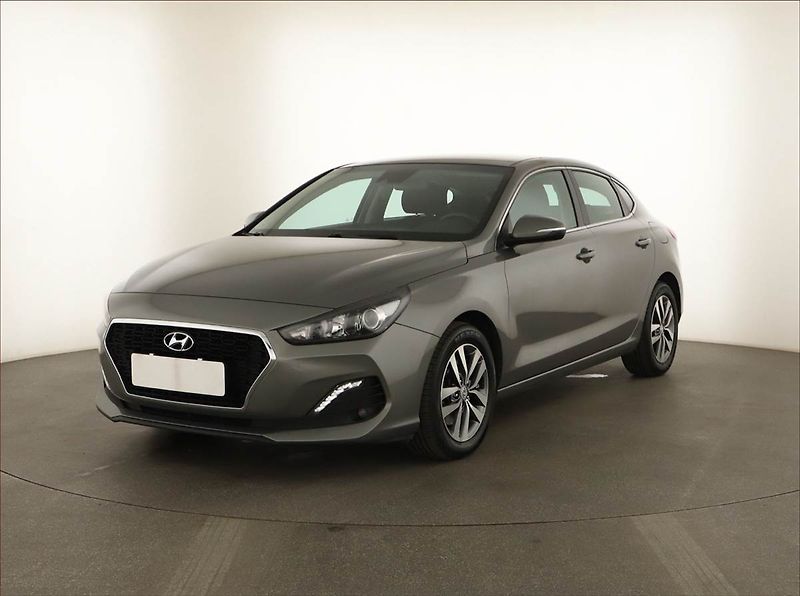 Hyundai i30 (2019) 1.6 CRDi, Serv.kniha, Tempomat - fotka 2 z 13
