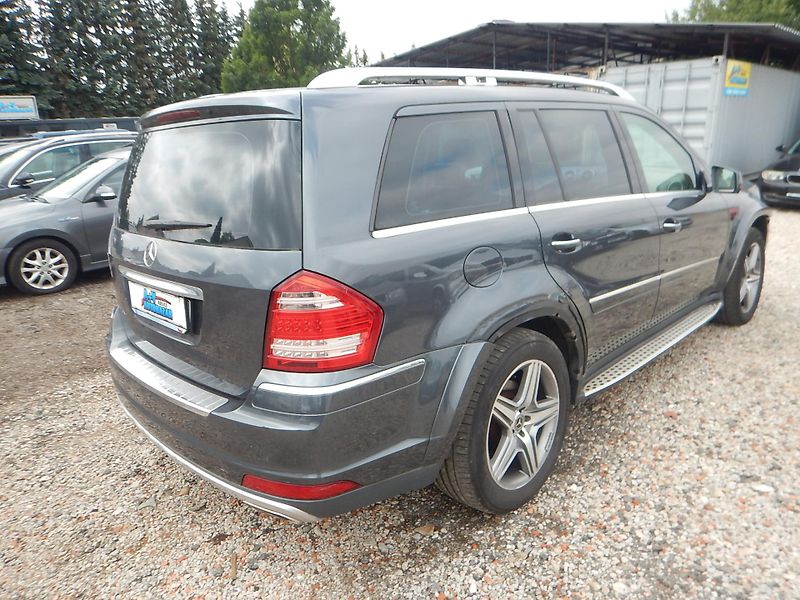 Mercedes-Benz GL 450 CDI 4MATIC, ČR, 7 MÍST - fotka 6 z 30