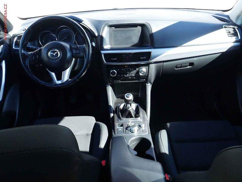 Mazda CX-5 (2015) 2.0 Skyactiv-G, 2.maj, STK7 - fotka 8 z 16