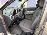 Dacia Lodgy 1,6 i / 7-míst / 1.maj./ ČR /  - náhled 9