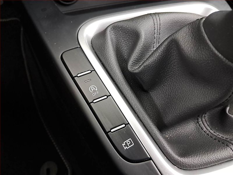 Kia Ceed (2025) Top 1.5 T-GDI - fotka 16 z 20