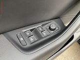 Volkswagen Passat (2019) 2.0 TDi, Highline, navi - náhled 13