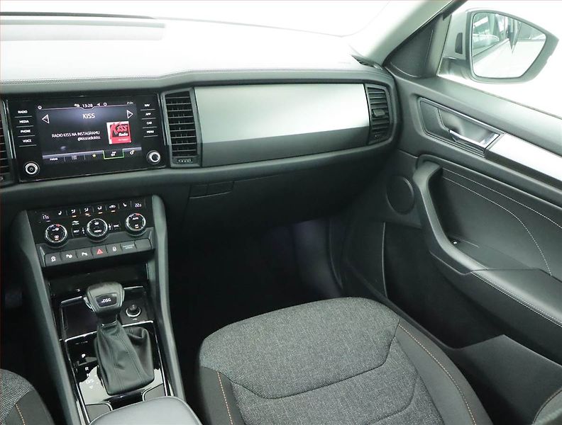 Škoda Kodiaq (2021) Ambition 1.5 TSI - fotka 8 z 23