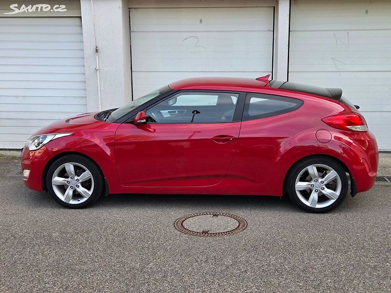 Hyundai Veloster (2012) 1.6 GDI Nové v ČR Serviska - fotka 3 z 30