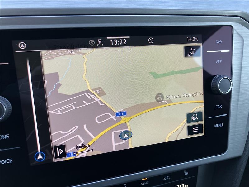 Volkswagen Passat 2,0 TAŽNÉ, KEYLESS, EL.KUFR - fotka 21 z 30