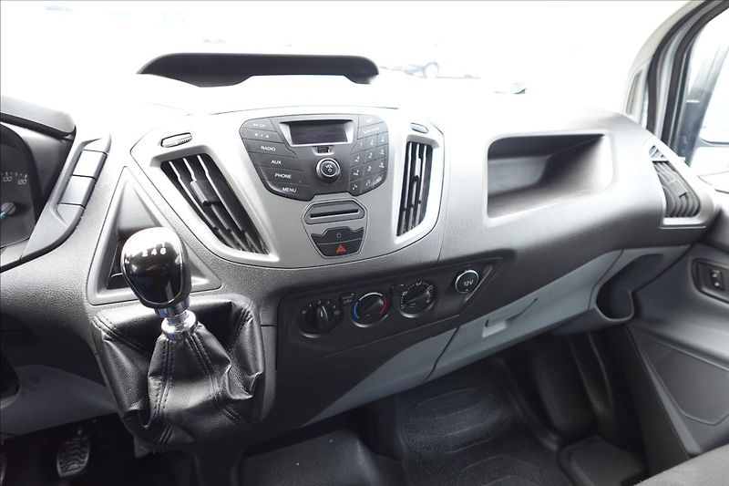Ford Transit Custom 2,0 TDCI  L1H1 - fotka 27 z 30