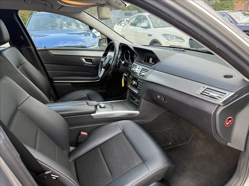 Mercedes-Benz Třídy E E 300de Hybrid Vzduch - fotka 7 z 17