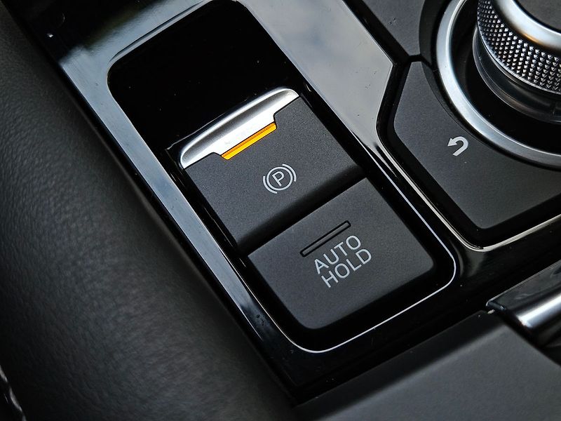 Mazda 6 2.5i, Revolution TOP,1.majitel - fotka 32 z 42