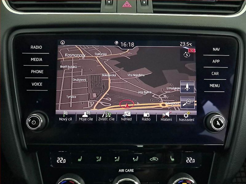 Škoda Octavia (2017) 1.6 TDI, Automat, Navi - fotka 12 z 23