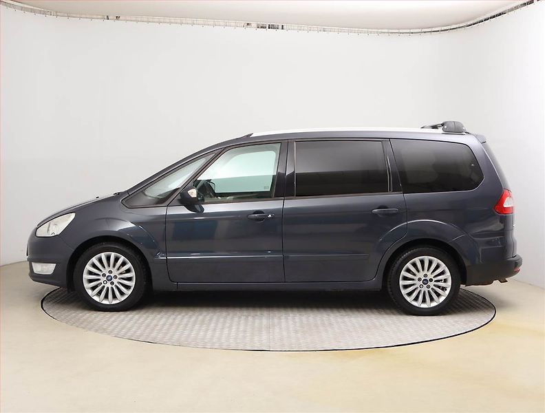 Ford Galaxy (2013) 2.0 TDCi, 7 míst, Navi - fotka 3 z 20