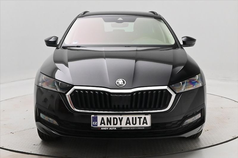 Škoda Octavia 2,0 TDI 110 kW DSG TAŽNÉ Záruk - fotka 2 z 32