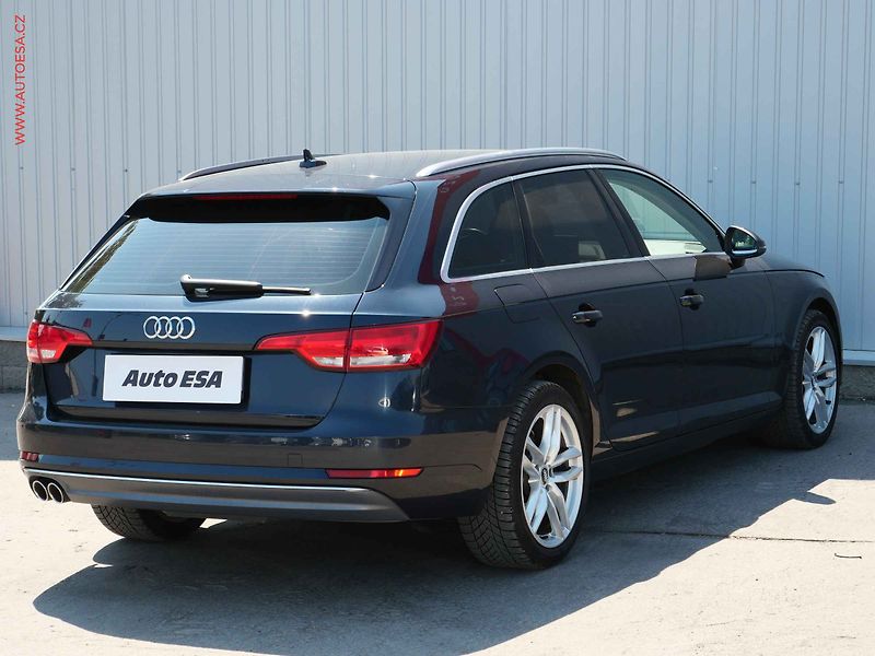 Audi A4 (2018) 3.0 TDi, servis.kniha, AT - fotka 4 z 24