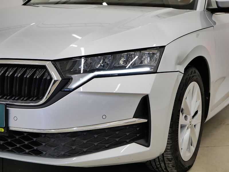 Škoda Octavia - fotka 6 z 21