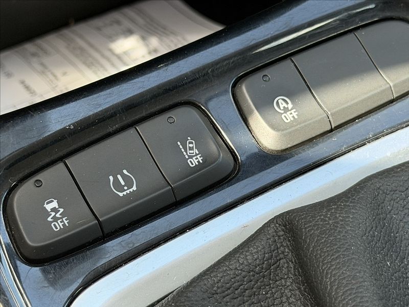 Opel Crossland 1,2 i 39tKm 1.MAJITEL ČR - fotka 14 z 27