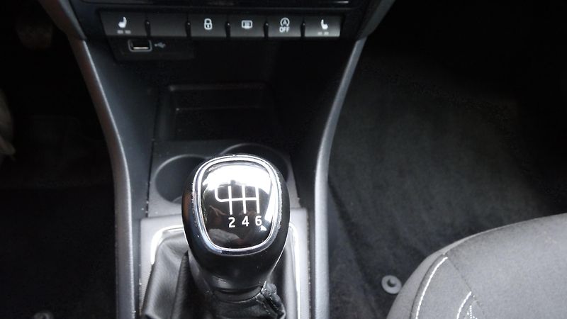 Škoda Rapid 1.0TSi 81kW Style rezervace - fotka 16 z 20