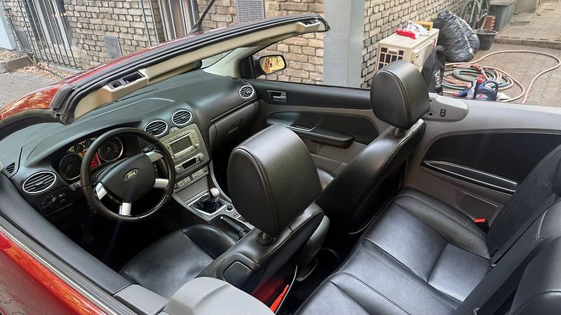 Ford Focus (2009) - fotka 15 z 28