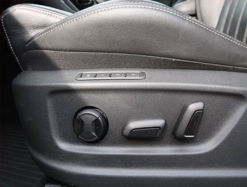 Škoda Karoq (2018) Style Plus 2.0 TDI - fotka 21 z 26