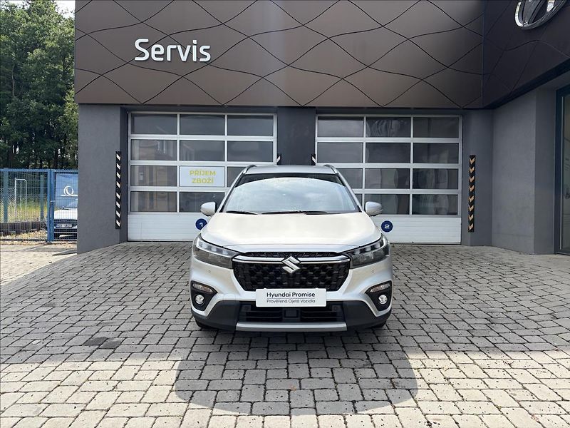 Suzuki SX4 1,5 AT Elegance - fotka 4 z 19