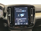 Volvo XC40 2.0  B4 Momentum Pro - náhled 25