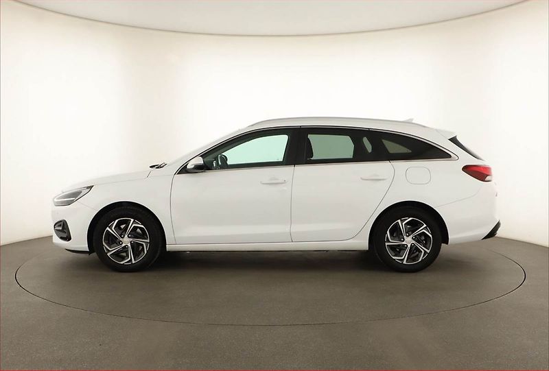 Hyundai i30 (2020) 1.5 DPI, ČR,1.maj, Serv.kniha - fotka 3 z 15