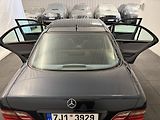 Mercedes-Benz Třídy E (2001) 280I V6 ,150kw, velmi krásný!! - náhled 15