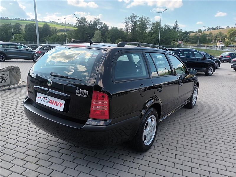 Škoda Octavia 1,6 MPI,75KW,KLIMA,SERVIS,KOLA - fotka 5 z 31