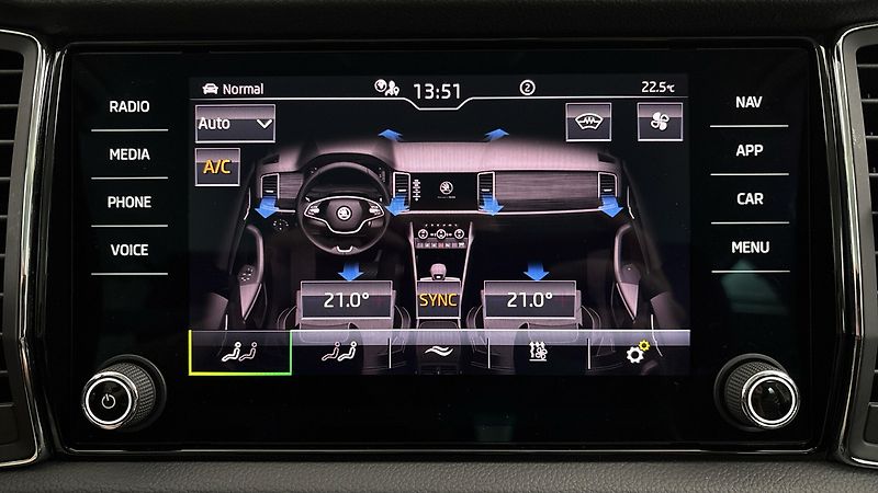 Škoda Kodiaq 2.0 TDI DSG 4x4 L&K - fotka 30 z 32