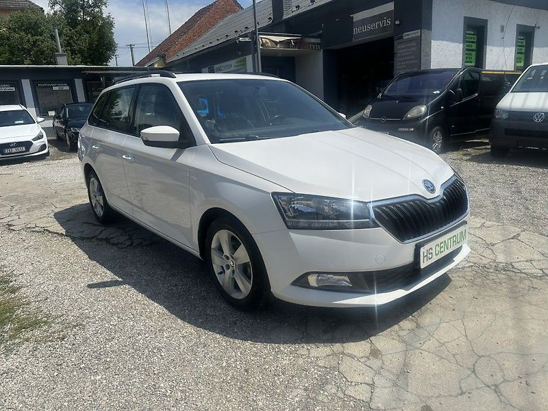 Škoda Fabia 1.0 TSI 70kW Ambition Combi - fotka 10 z 23