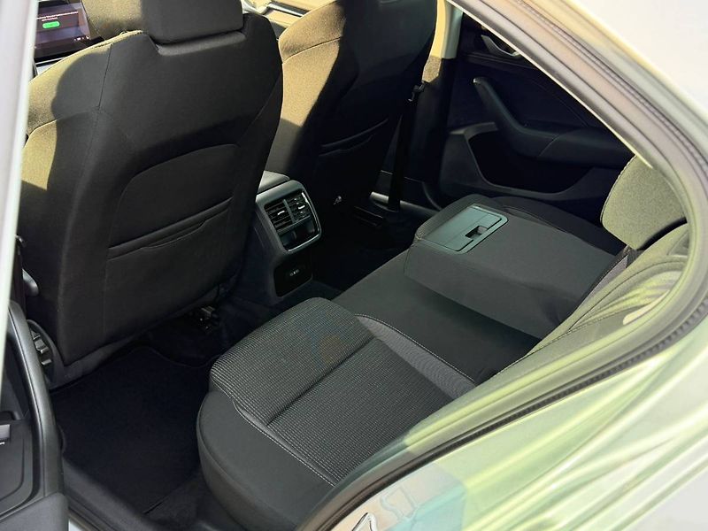 Škoda Octavia Selection 1,5 TSI 85 kW 6° MP - fotka 20 z 25