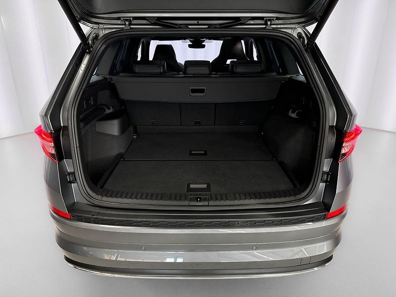 Škoda Kodiaq 2.0TSI 140KW DSG 4X4 SPORTLINE - fotka 27 z 28