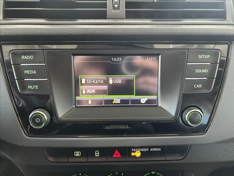 Škoda Fabia 1,2   TSI,SERVISKA,2.MAJITEL - fotka 13 z 18