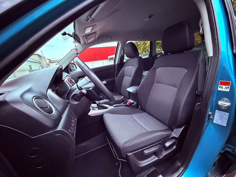 Suzuki Vitara 1.6 Comfort Aut., Serviska - fotka 15 z 27