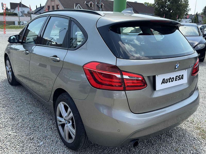 BMW Řada 2 (2017) 1.5i, 1.maj,ČR, AT - fotka 6 z 17
